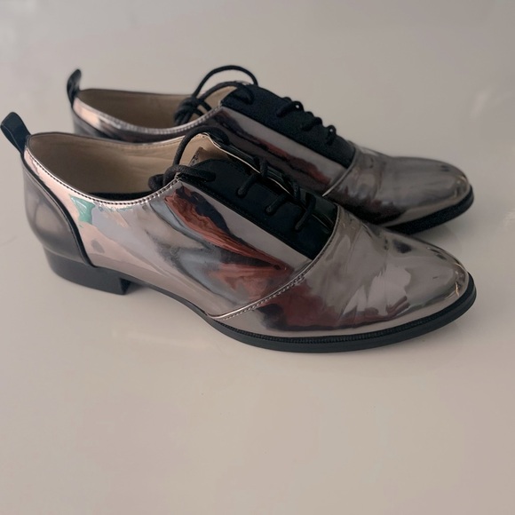 Nine West Oxford Metallic Shoes - Picture 1 of 8